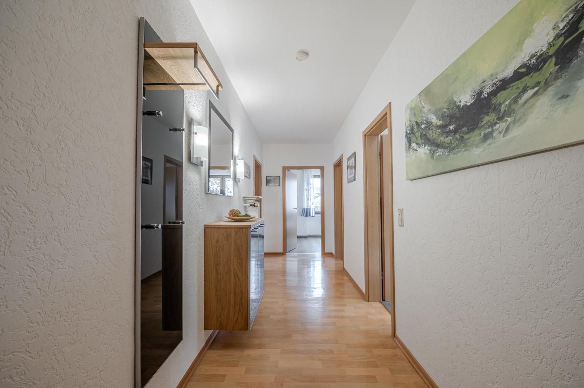 Ferienwohnung Moselblick แบร์นคาสเทล-คืสท์ ภายนอก รูปภาพ